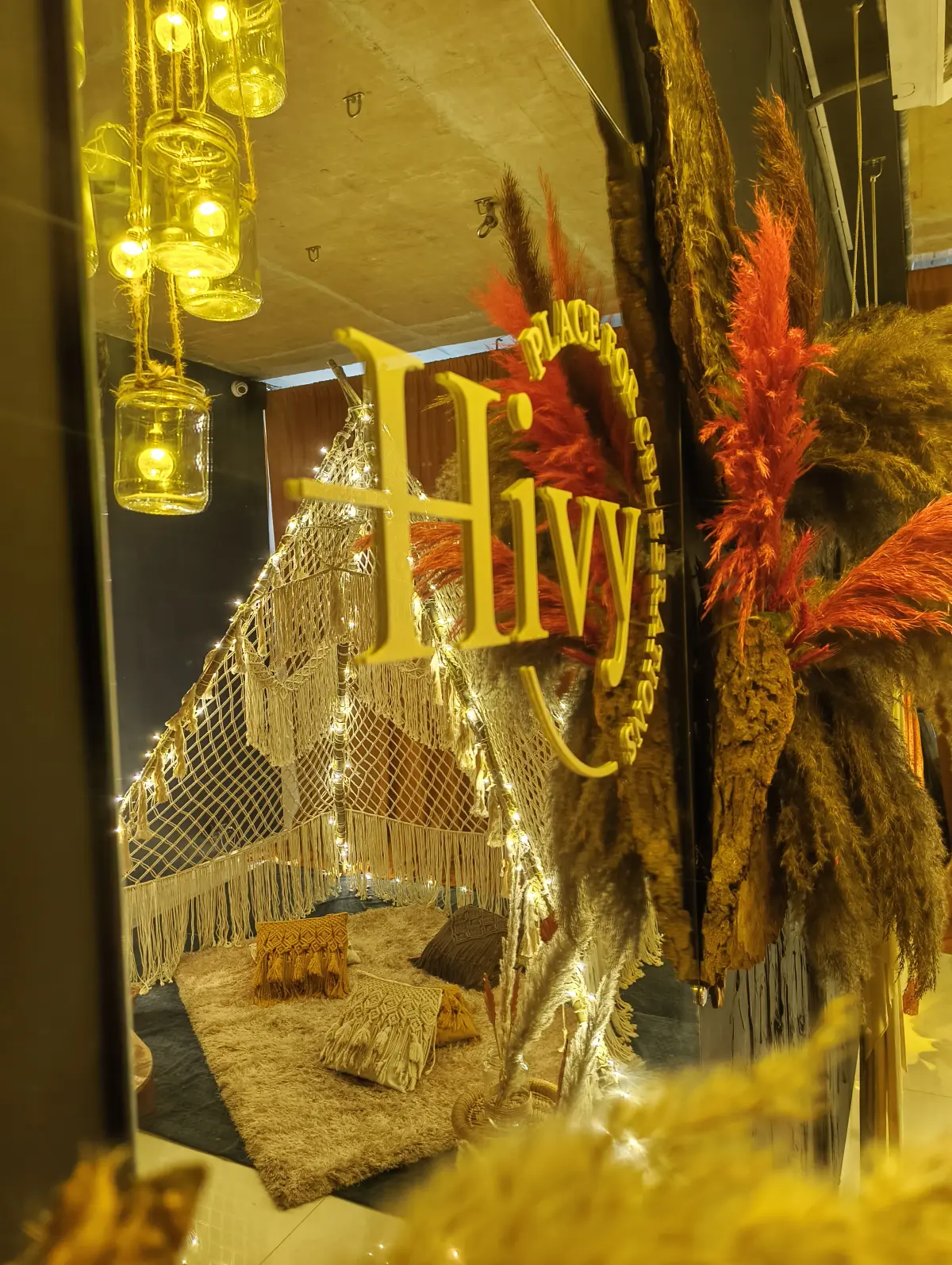 BoHo Chic (Indoor)